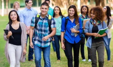 pros_and_cons_of_student_life_in_uk